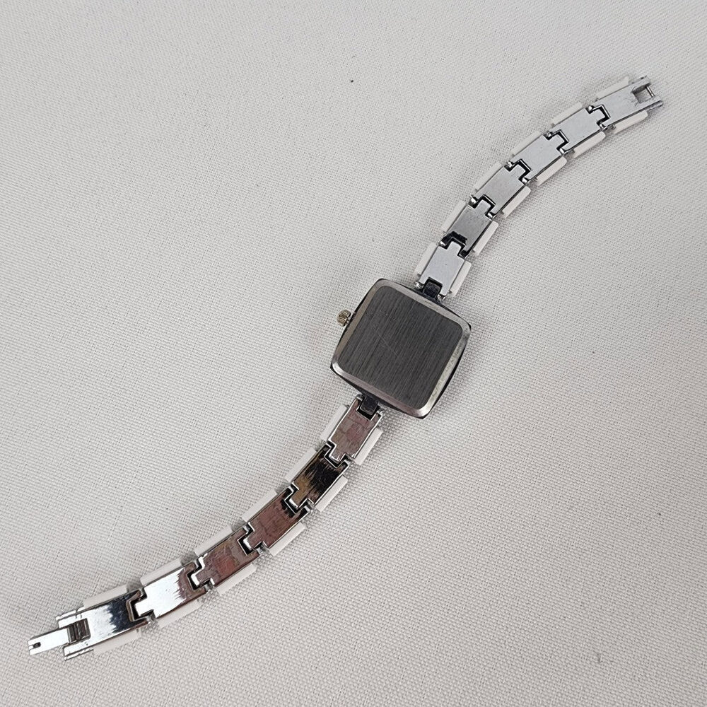 White & Silver Rhinestone Quartz Watch - Picture 5 of 6